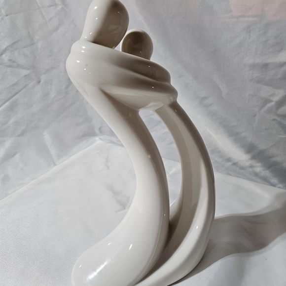 Enesco Circle of Love - Picture 3 of 4